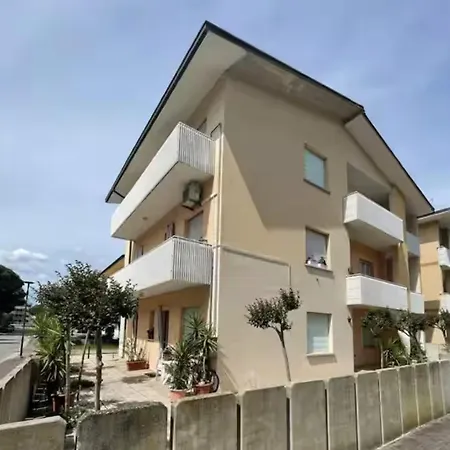 Bilocale A Apartment *