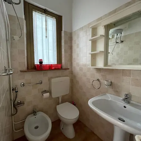 Bilocale A Apartment *